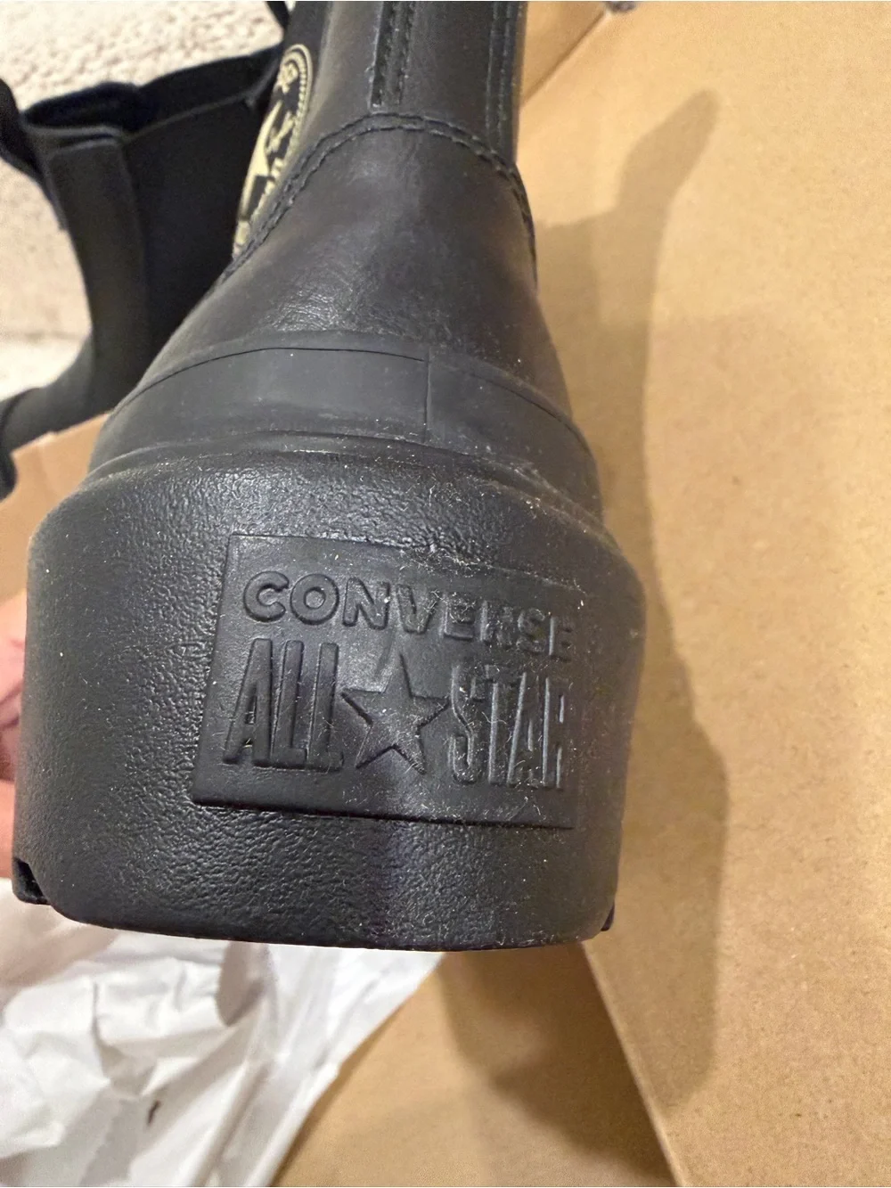 Brand NEW Youth Converse Boots Size 5
